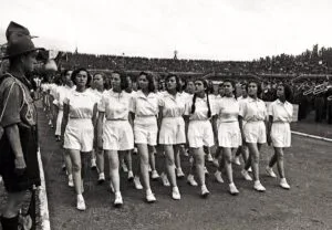 depophotos 15175267 - kolej idea