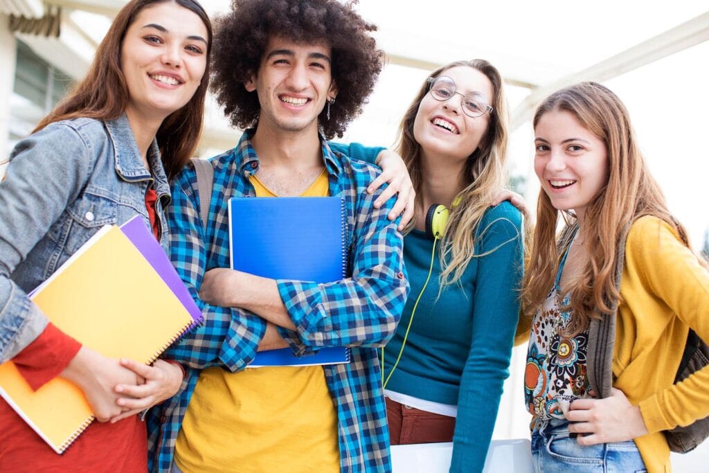 Ders Zili Çaldı: Okula Dönüş Motivasyonu 2 AdobeStock 176901233 - kolej idea