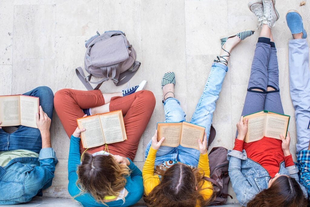 Ders Zili Çaldı: Okula Dönüş Motivasyonu 4 AdobeStock 178933105 - kolej idea