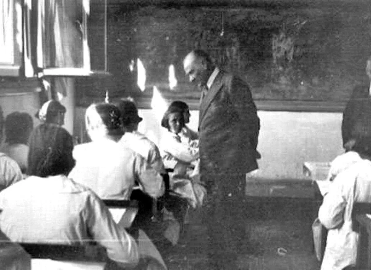 24 Kasım Öğretmenler Günü 1 kolejidea ataturk 057 - kolej idea