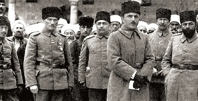 Türkiye Cumhuriyeti’nin Doğuşu ve Gelişimi, Tarihsel Kökenleri, İlkeleri ve Gelecek Vizyonu 14 ittihat - kolej idea